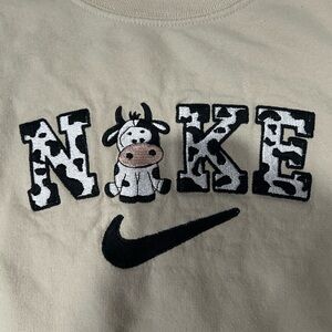 Nike Cow Medium embroidered sweatshirt
